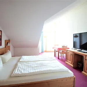 Hotel Ruhiges Doppelzimmer Im Ahornhof Lindberg