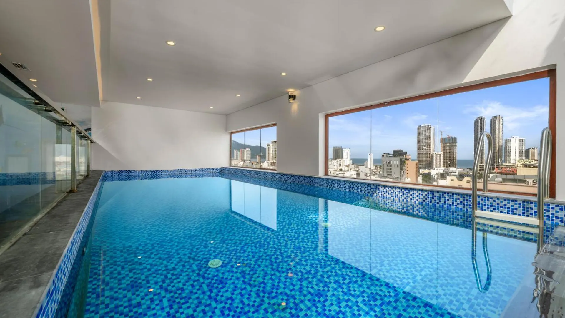 Bantique Hotel Đà Nẵng 4*,