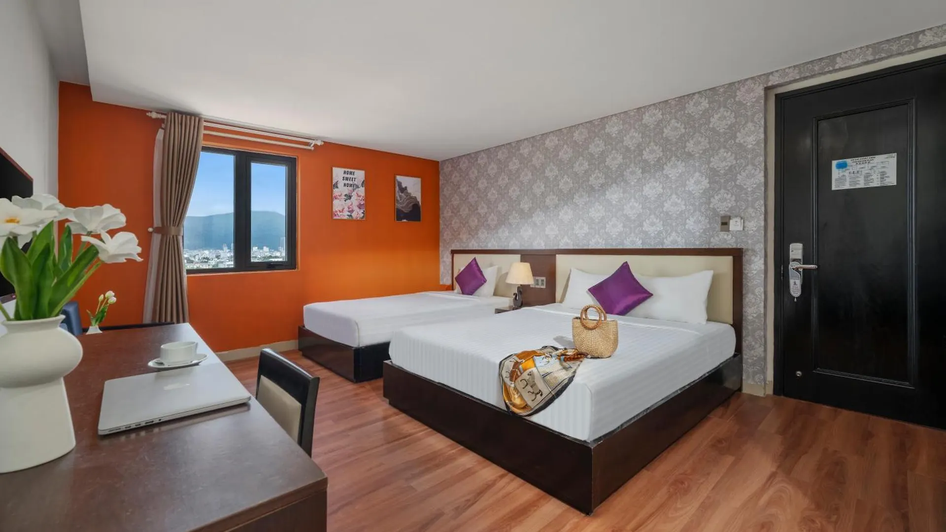 Bantique Hotel Đà Nẵng 4*,  Vietnam